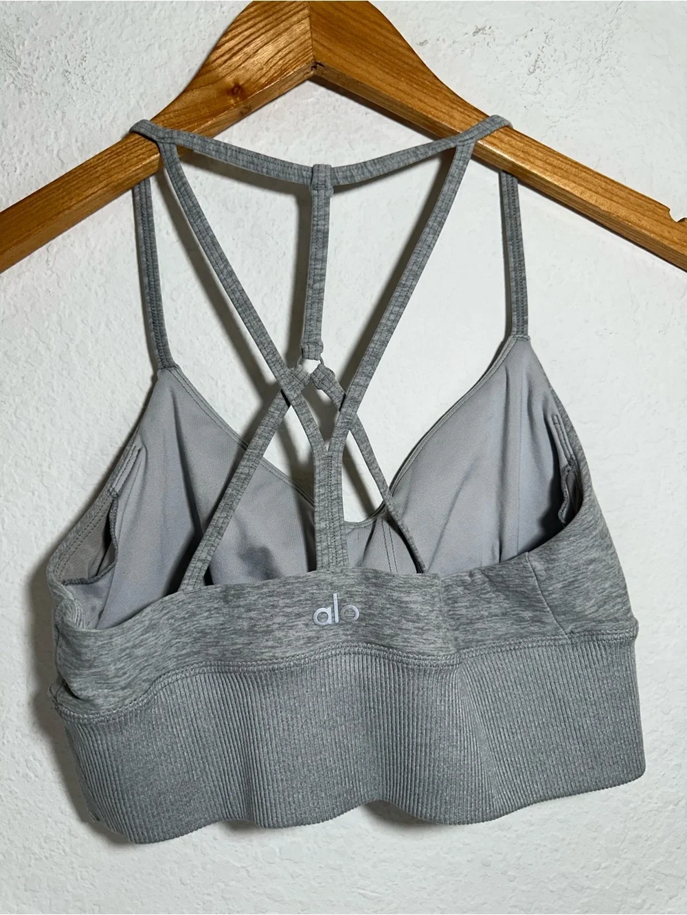Alo Yoga Alosoft Lavish Sports Bra in Athletic Heather Gray Size Small